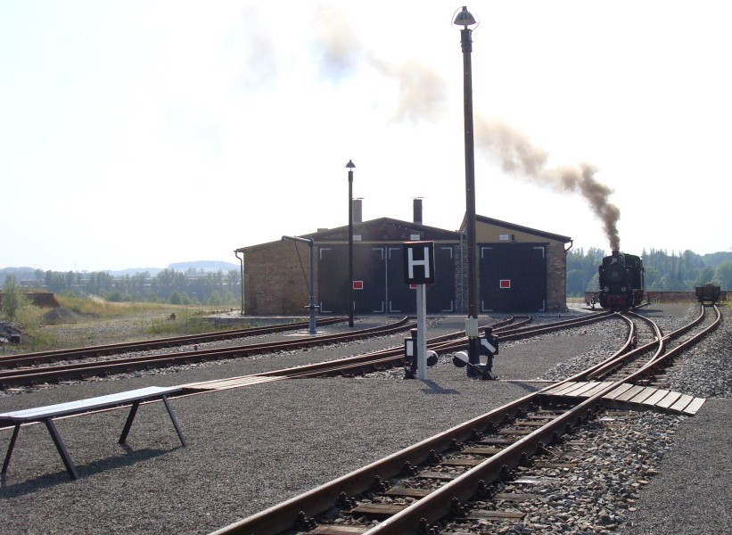 Rangieren und Umkoppeln im Bahnhof Hettstedt-Kupferkammerhütte